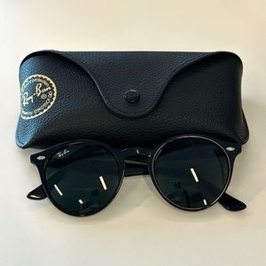 Rayban Rb2180 Sunglasses in Black